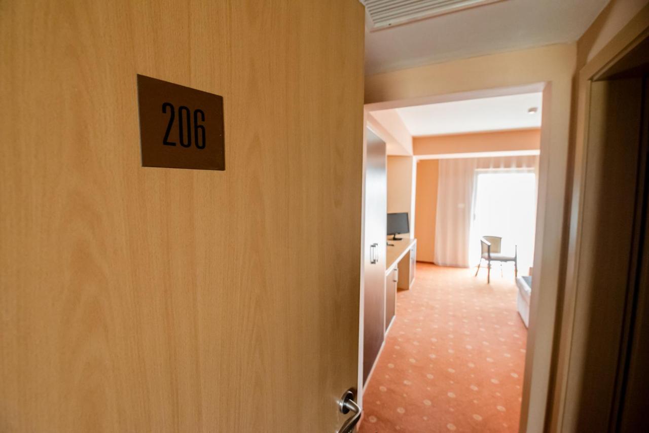 Hotel Oxford By Timhotels Timişoara Extérieur photo