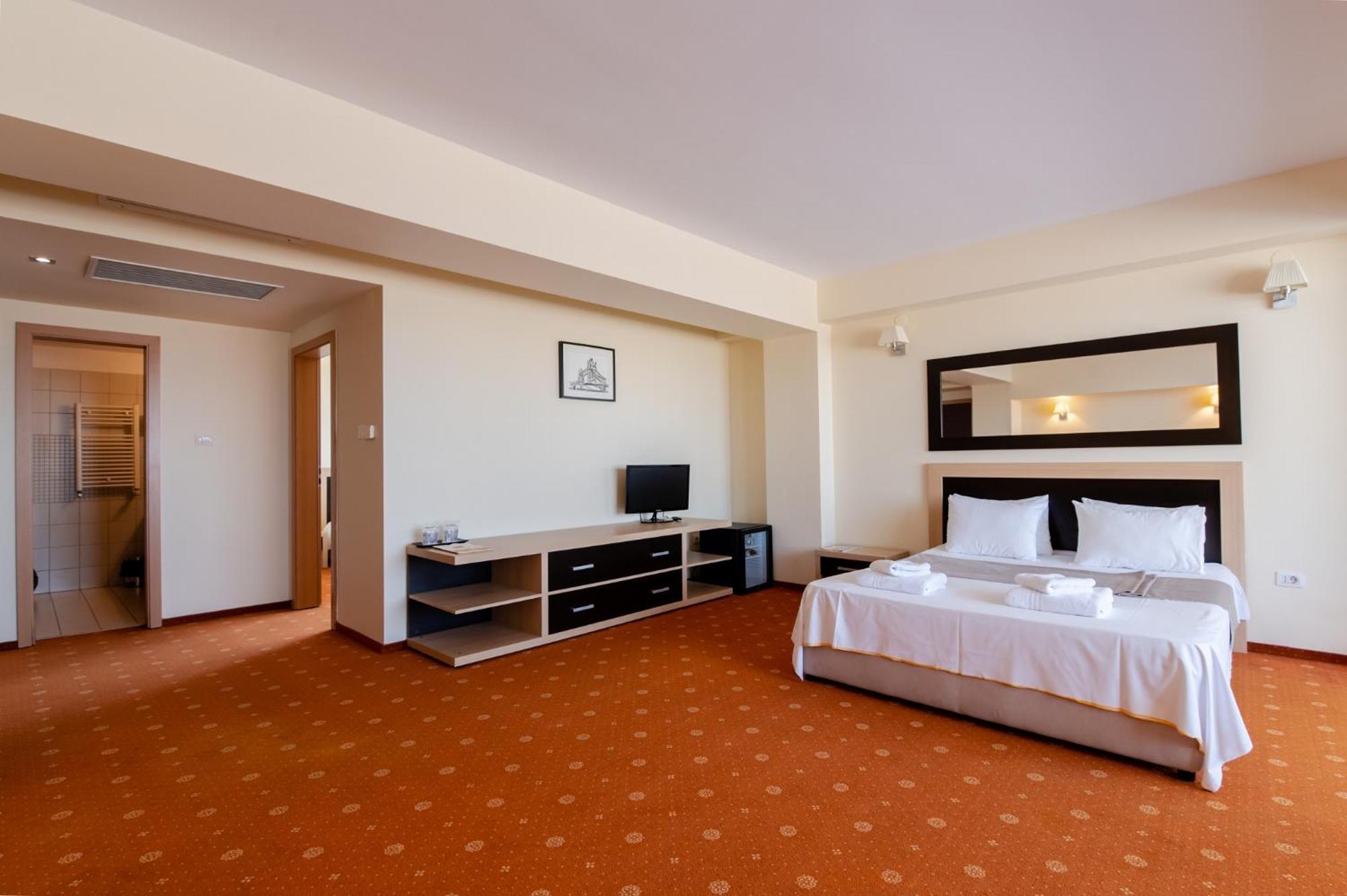 Hotel Oxford By Timhotels Timişoara Extérieur photo
