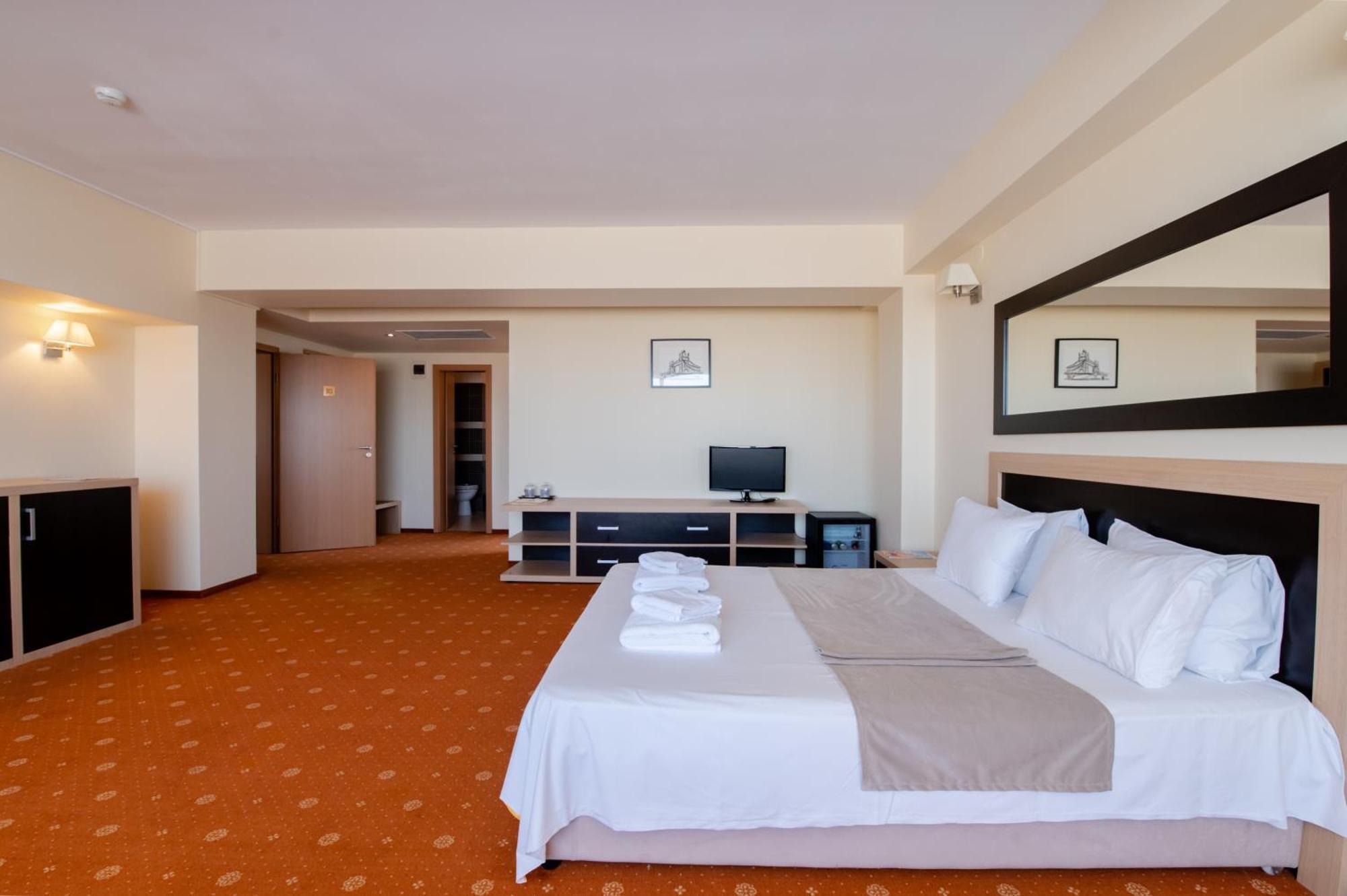 Hotel Oxford By Timhotels Timişoara Extérieur photo